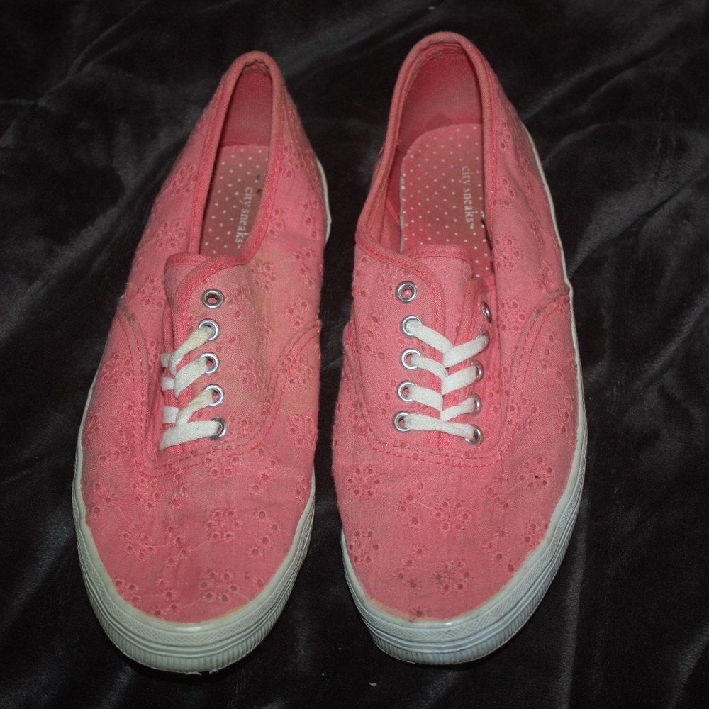 Peach Shoes 7.5